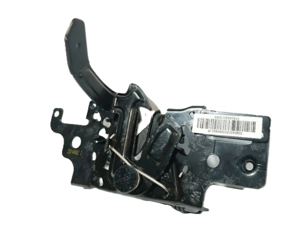 Замок капота