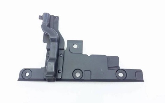 Накладка крыла переднего левого