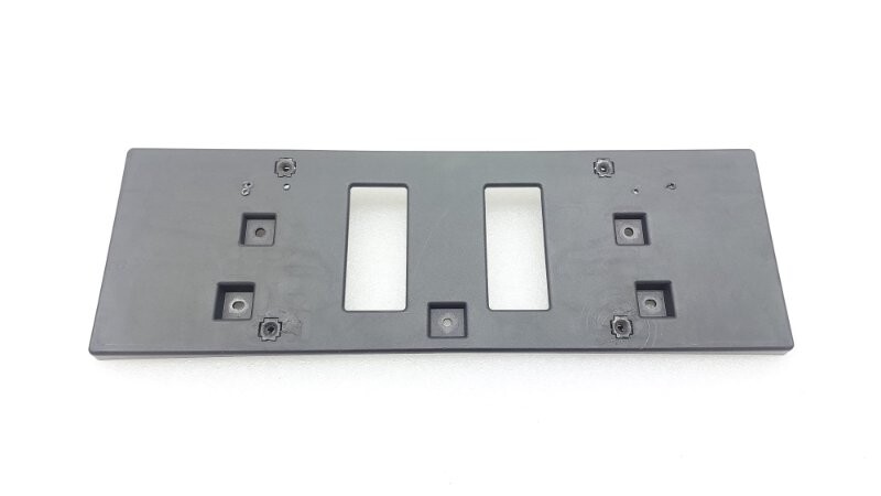 Рамка номерного знака передняя